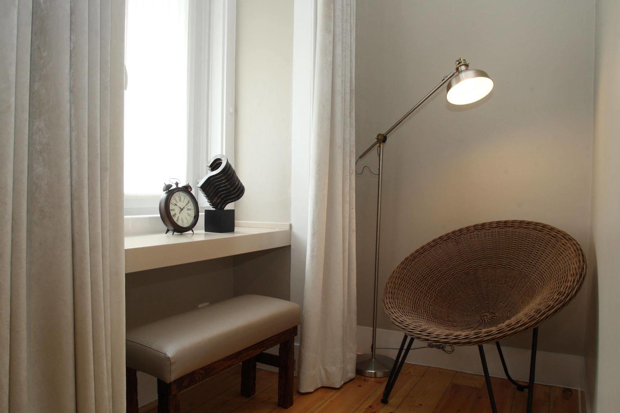 Castilho House Cais Bed & Breakfast Lisbon Exterior photo